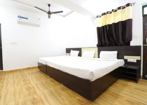 Triple Bed Room